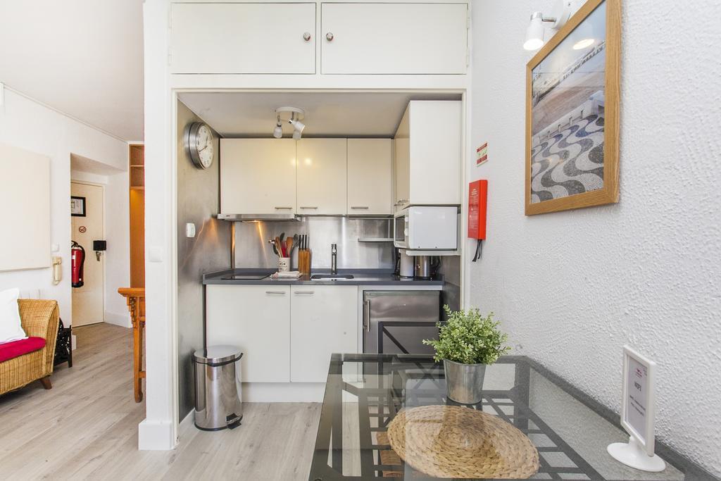 Gomes Freire With Balcony Appartement Cascais